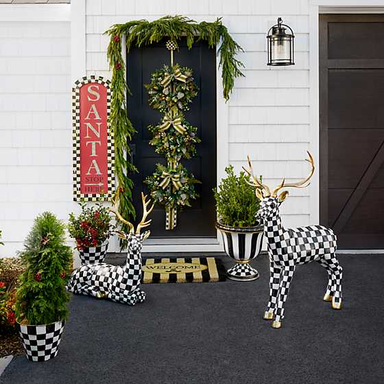 Awning Stripe Welcome Mat image eight