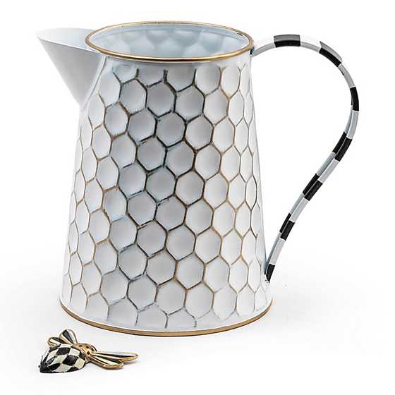 Honeycomb Tin Watering Can image three