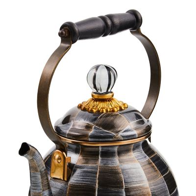 Sophisticheck 2 Quart Tea Kettle Image 4