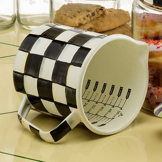 Courtly Check Enamel 7 Cup Measuring Cup image four
