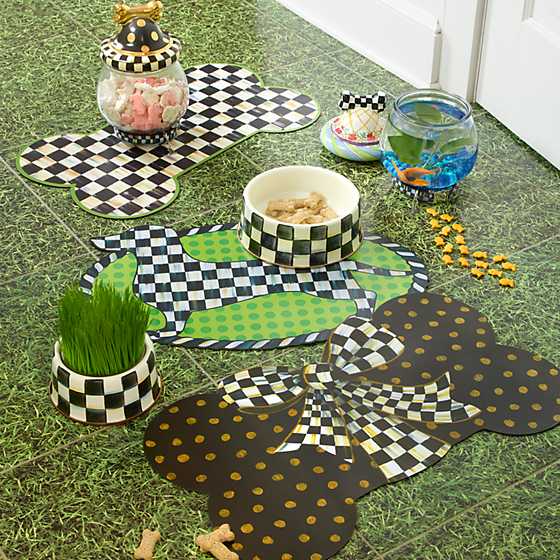 Courtly Check Pup Placemat image six
