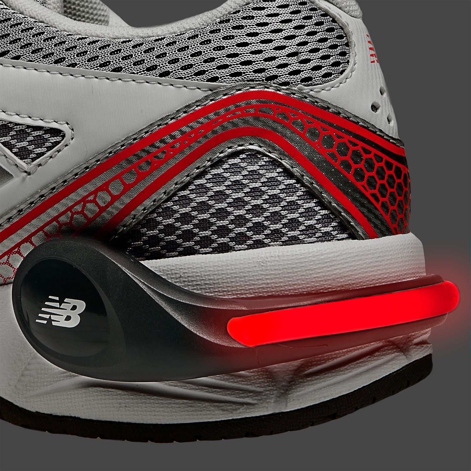 Visto Shoe Light, Black with Red