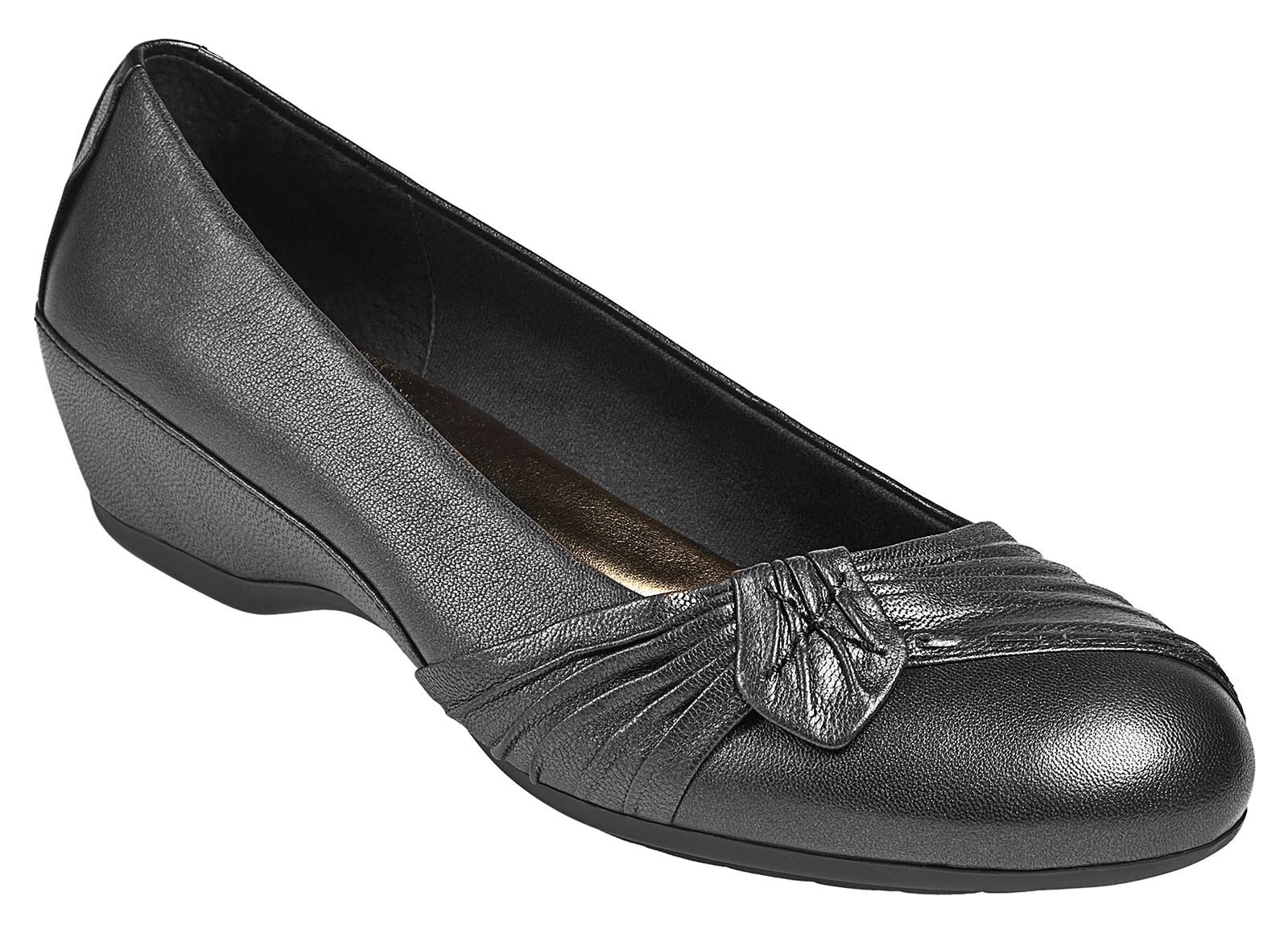 Aravon Yolanda, Black