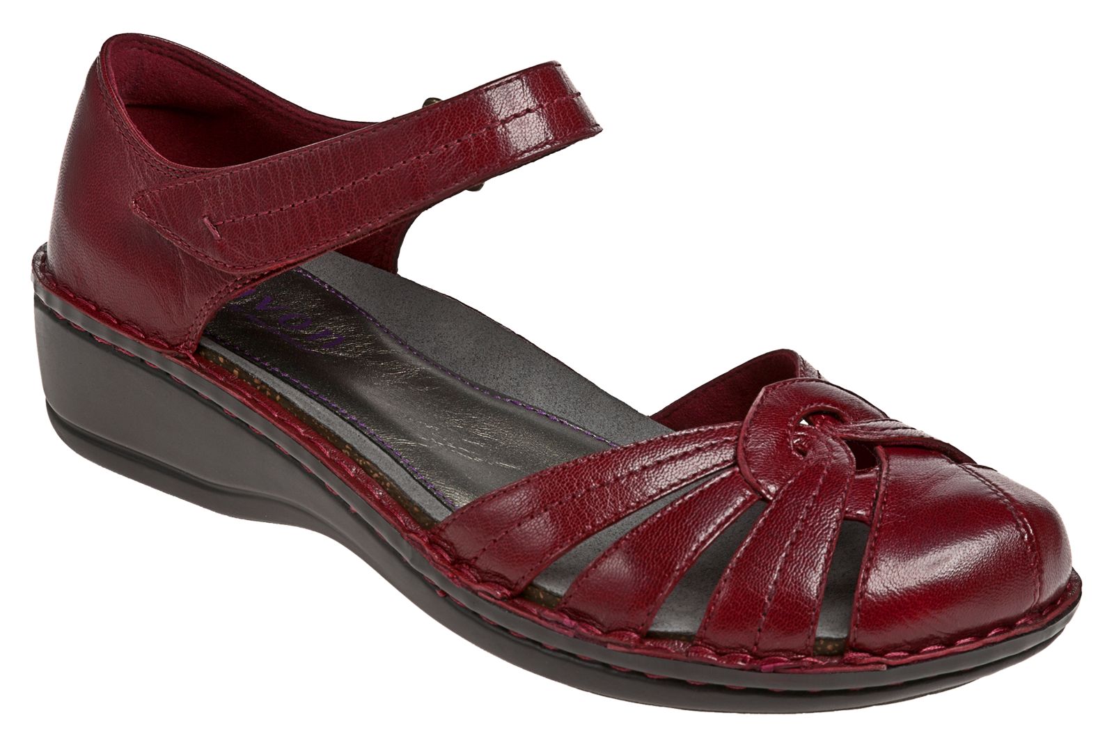 Aravon Clarissa, Red