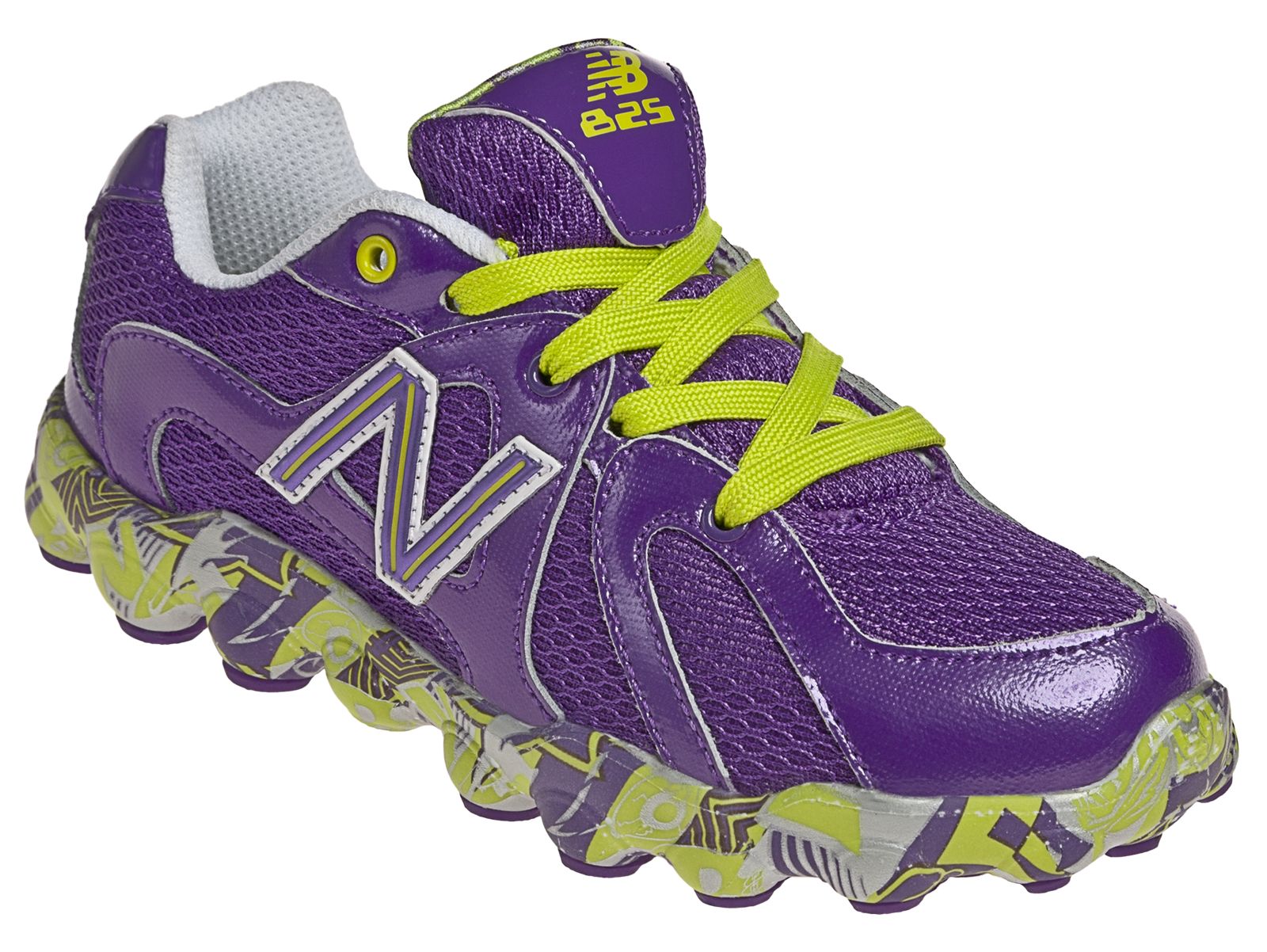 New Balance 825, 