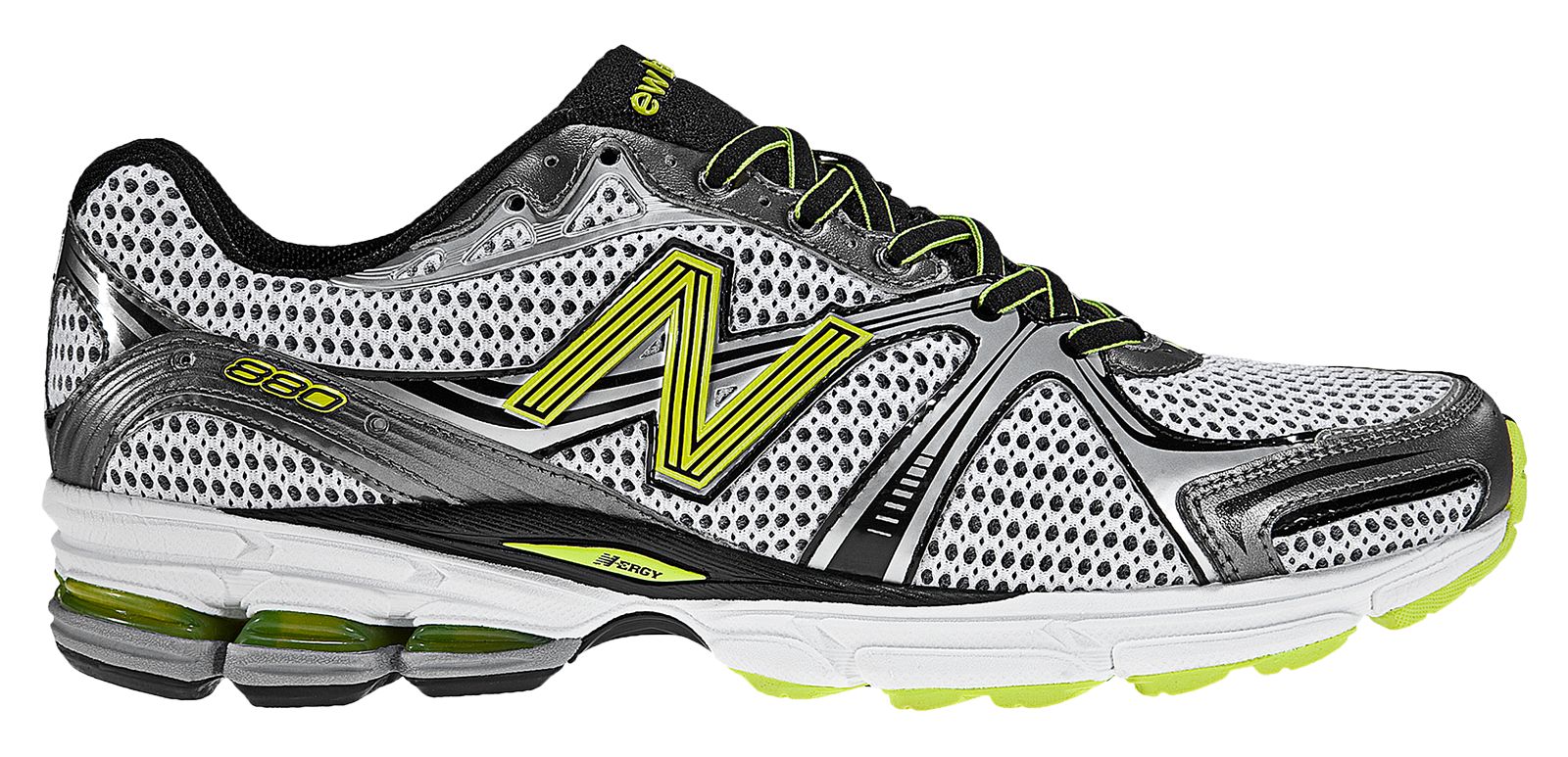 New Balance 880