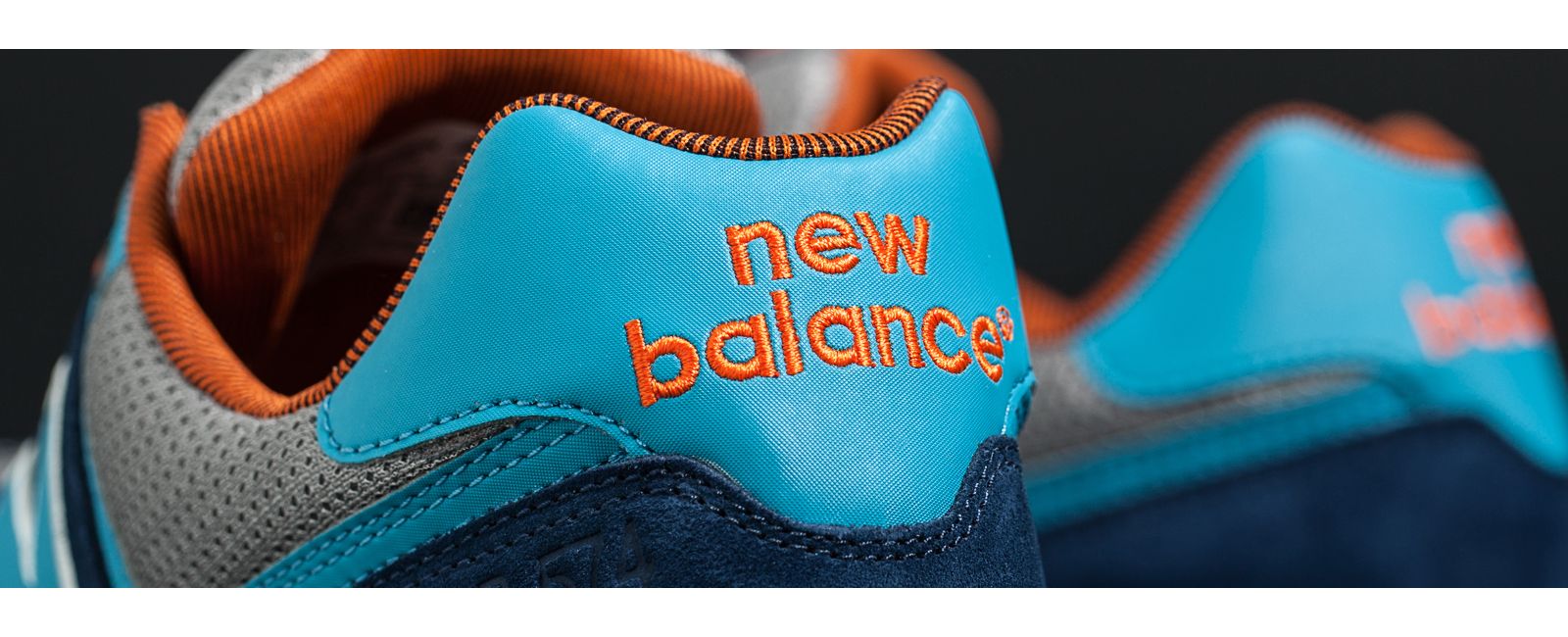 logo sepatu new balance