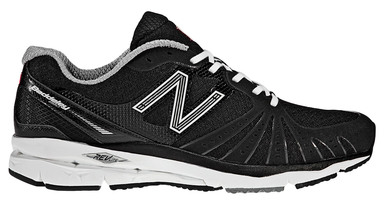 New Balance 890