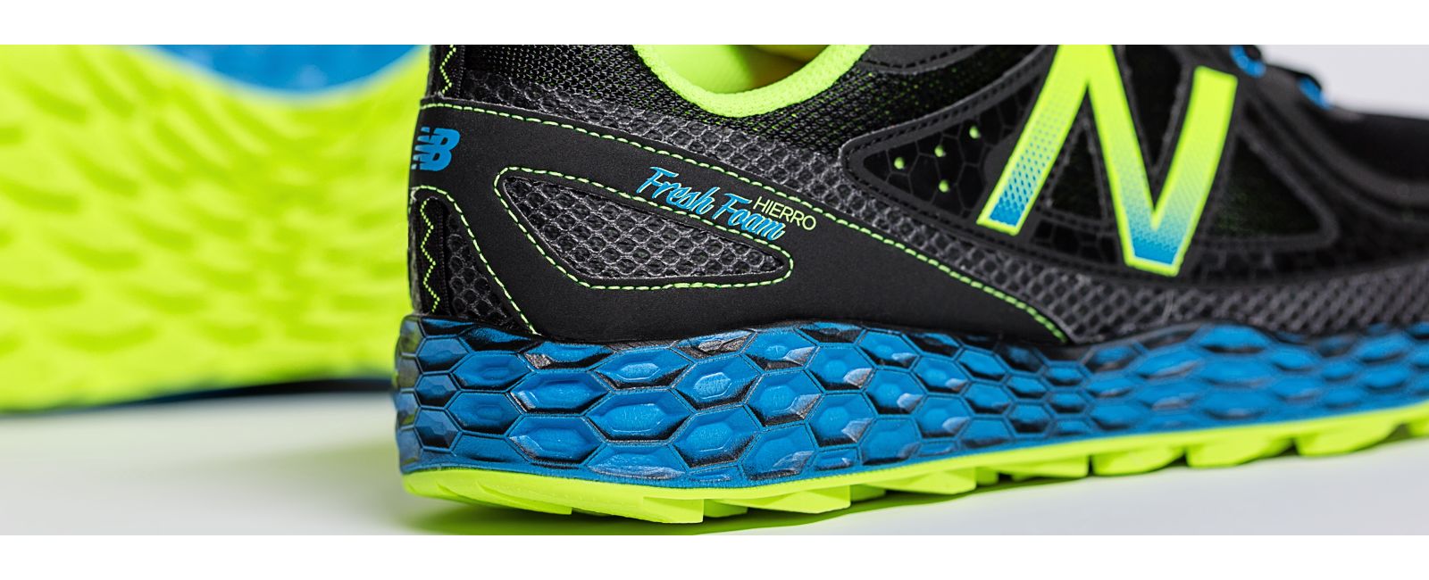 Fresh Foam Hierro, Negro con Verde Azulado & Amarillo