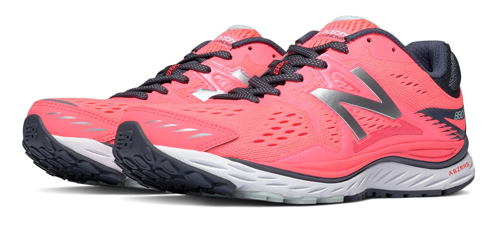 autor Betsy Trotwood de acuerdo a New Balance Running Shoes — GYMCADDY