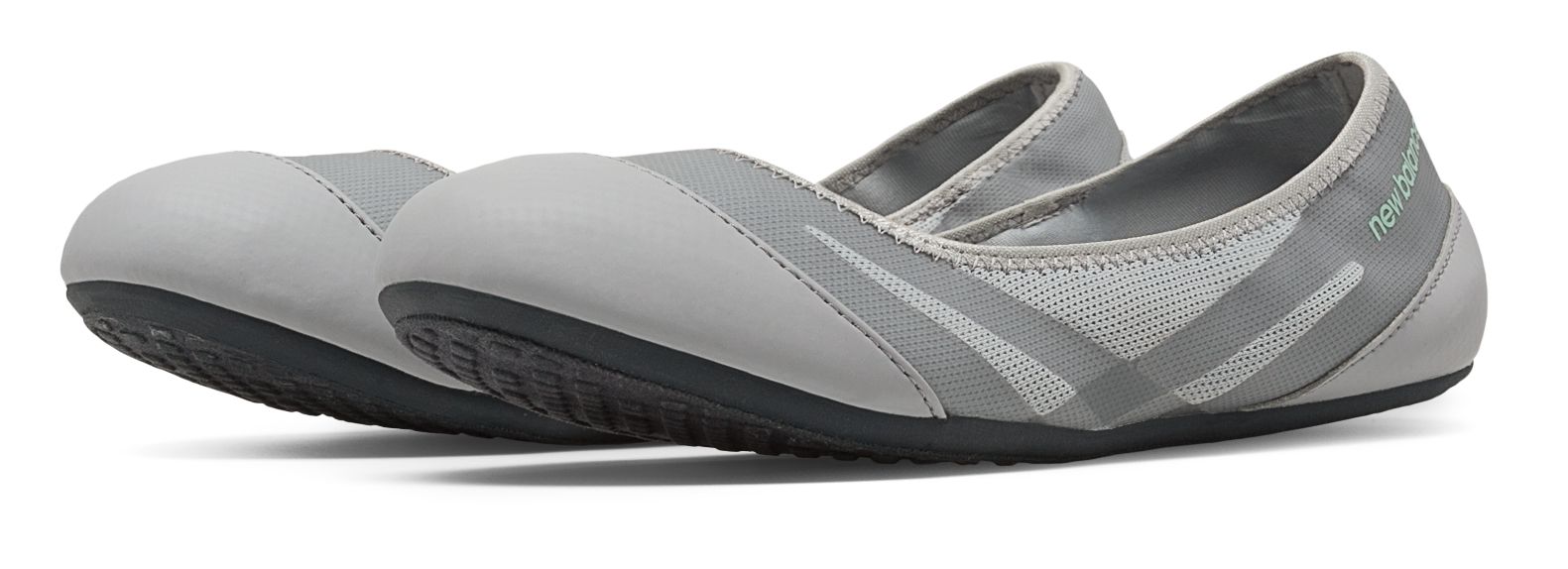 new balance womens shoes flats