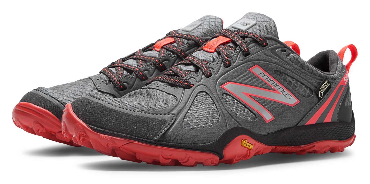 Minimus 80, Light Grey with Coral & Silver