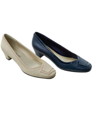 Wrap Pumps 