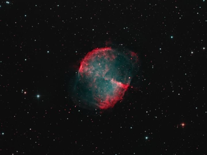 M27 -The  Dumbbell Nebula