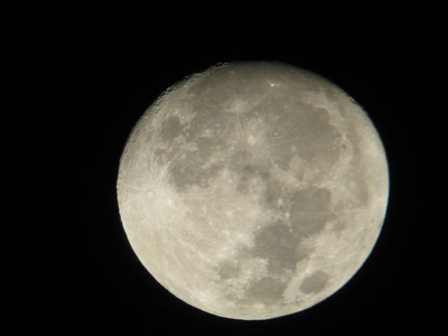 The Moon 01-24-2013 at Orion Store