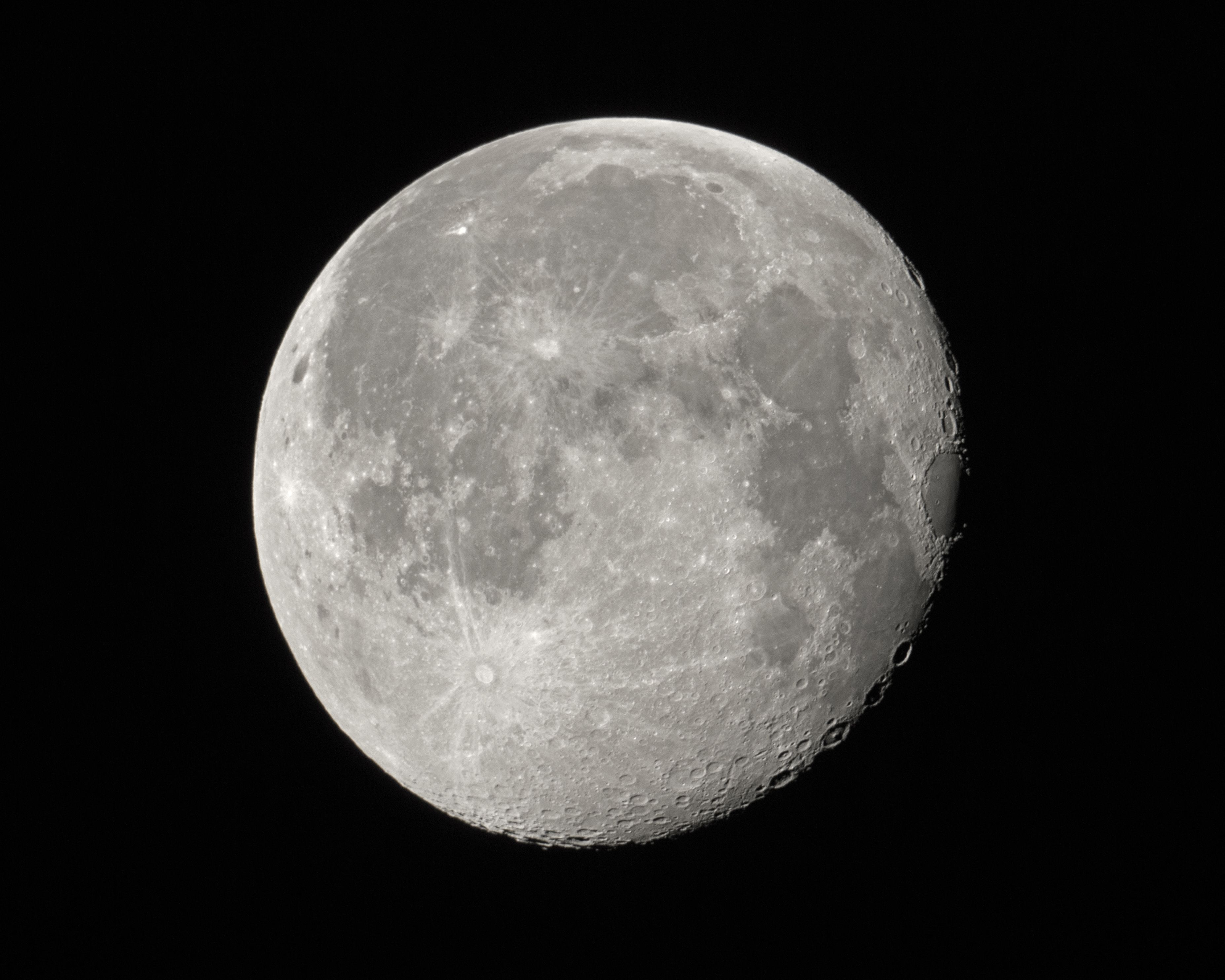 telescope view of moon