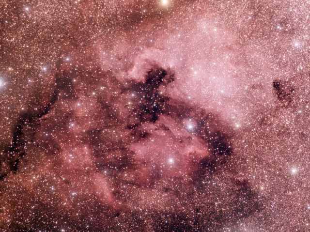 NGC7000 and IC 5070 - North America and Pelican Nebulas