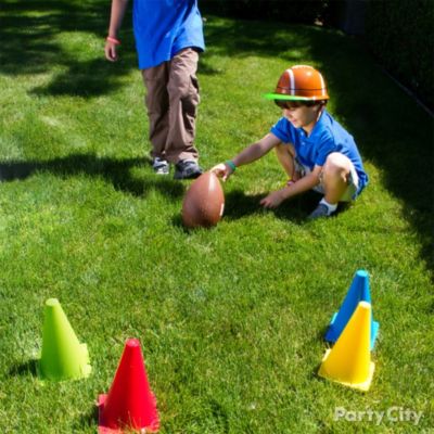 Football Party Ideas Guide - Party City