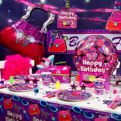 Glitzy Girl Party Decoration Ideas