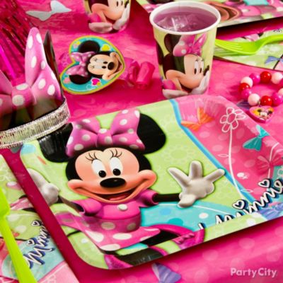 Minnie Mouse Party Ideas: Decorating