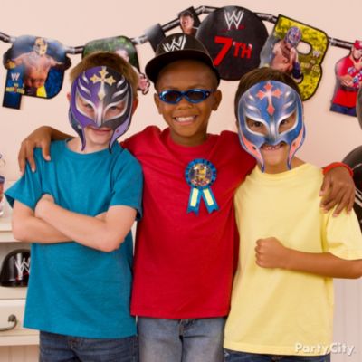 WWE Party Dress-Up Ideas
