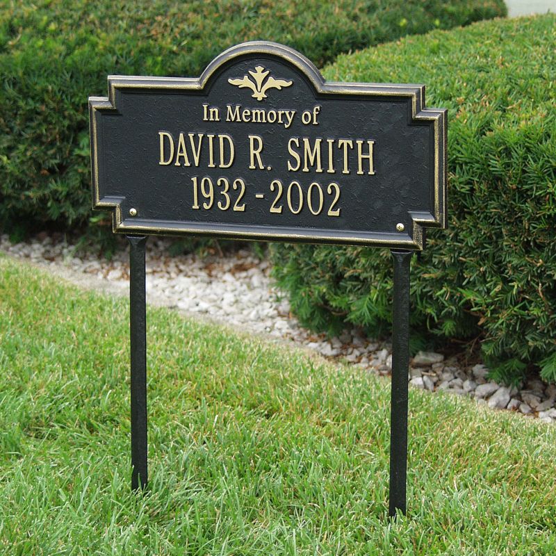 Arlington Memorial Lawn Plaque