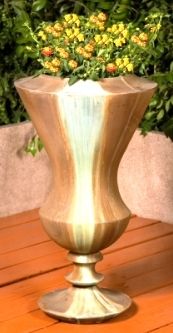 33in Large Quirnali Planter