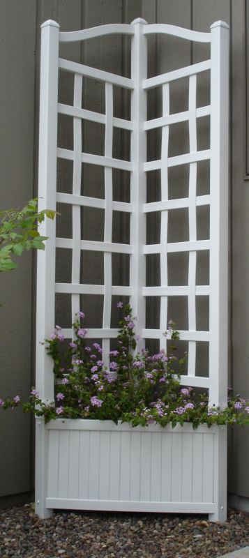 Dura-Trel Oxford Vinyl Corner Planter with Trellis