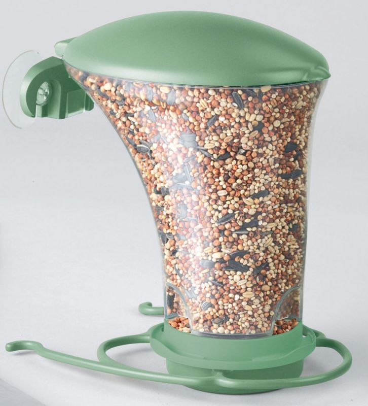 Dine Around Window Feeder