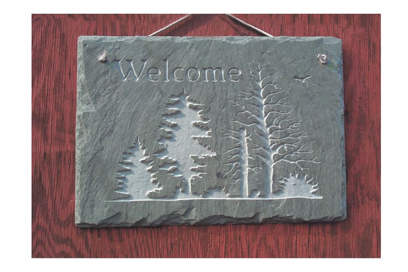 Woodland Natural Slate Welcome Plaque