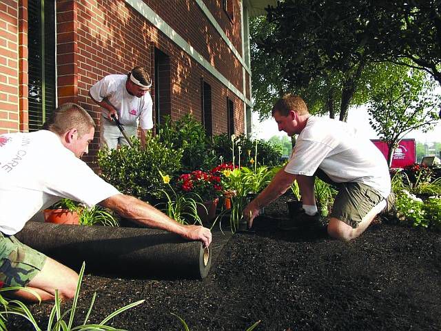 Typar 1.9Oz Premium Landscape Fabric