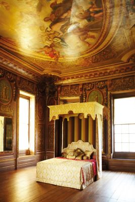 Savoir Beds
