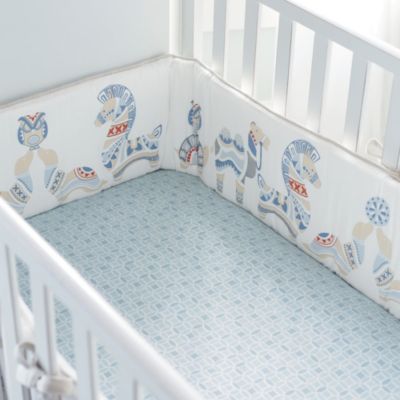 Leo Three-Piece Crib Set