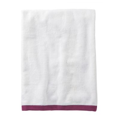 Berry Border Frame Bath Sheet