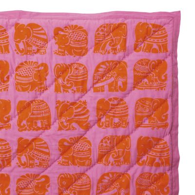 Tangerine Elephant Quilt