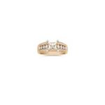 Round Diamond Engagement Ring