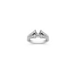 Round Diamond Engagement Ring
