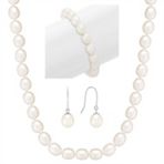 8mm Cultured Freshwater Pearl Strand, Bracelet, and Earring Three-Piece Set (18)