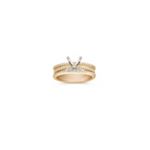 Round Diamond Engagement Ring