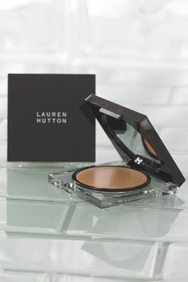 Lauren Hutton Aqua Elements Breathable Gel Foundation