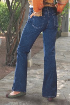 Womens Lower-Rise Perfect Stretch Jean
