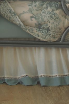Rene Bedskirt