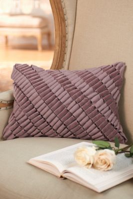 Marassi Velvet Pillow