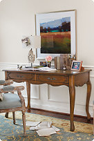 Amelie Writing Desk/Table de Toilette