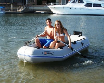 Quest 285 9' Sport Boat