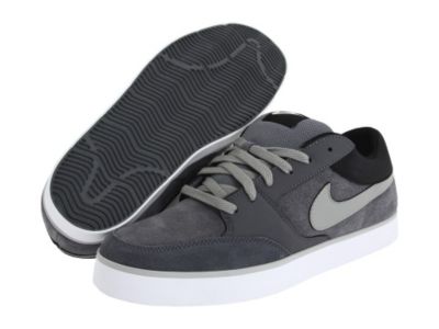 Men's Nike Avid Shoe
