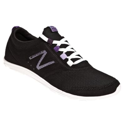 Women's W735Bk B Shoe