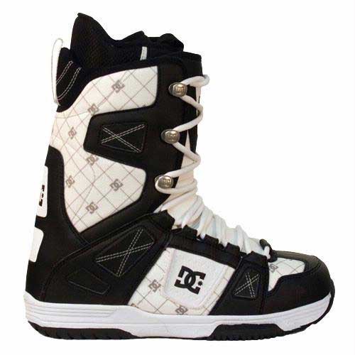 DC Phase Snowboard Boots