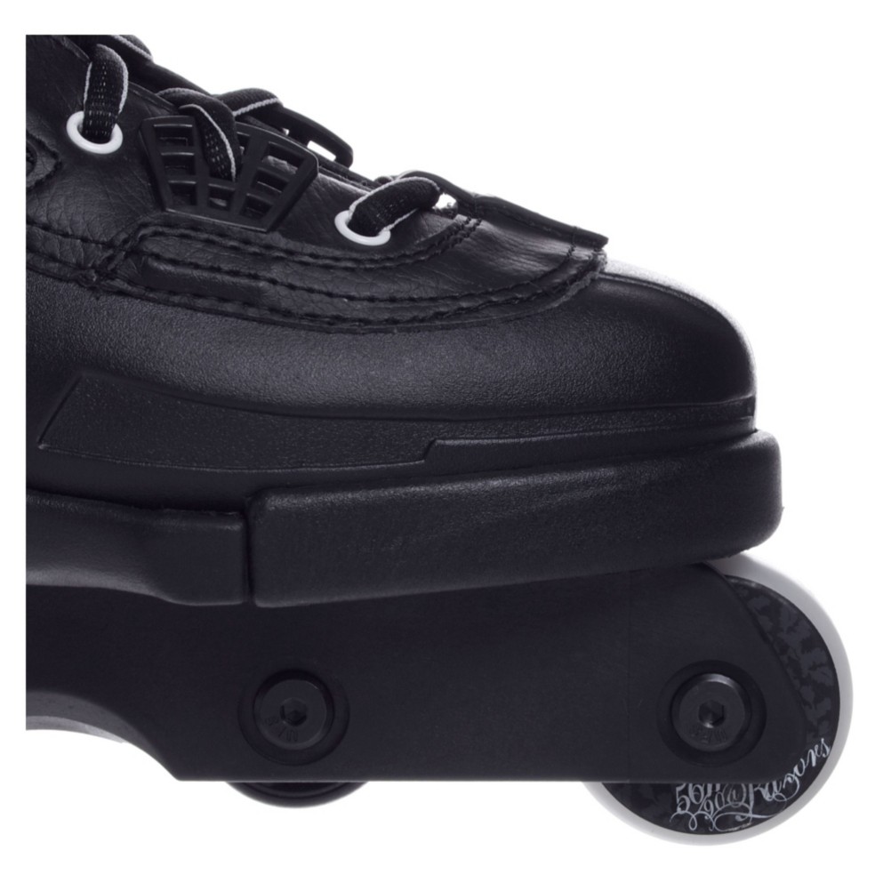 Razors Cult 9 Aggressive Skates 2009