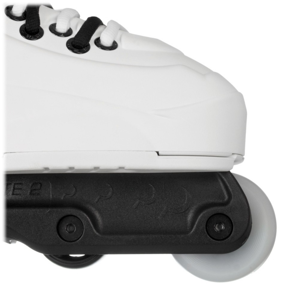 Razors Genesys 7.2 Aggressive Skates 2011